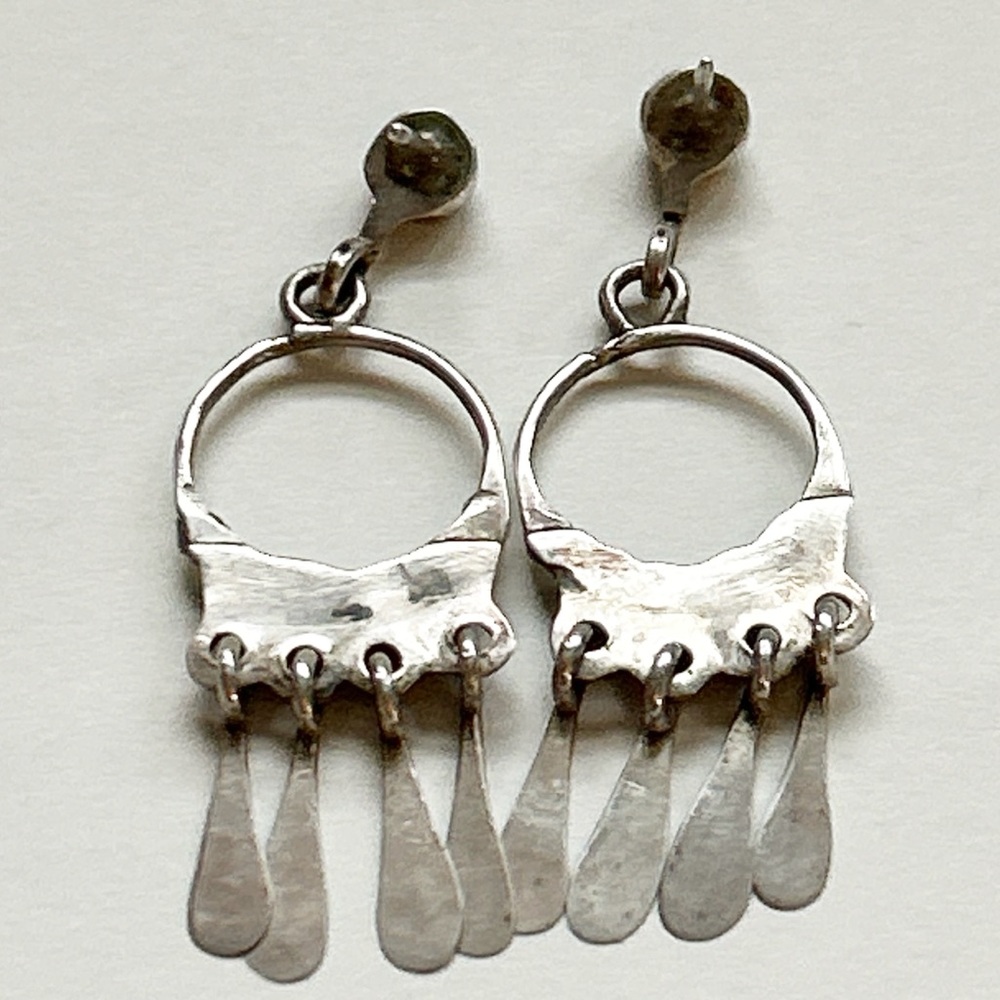 Vintage Southwestern Snake Eye Turquoise Sterling Silver Earrings - Picture 10 of 10